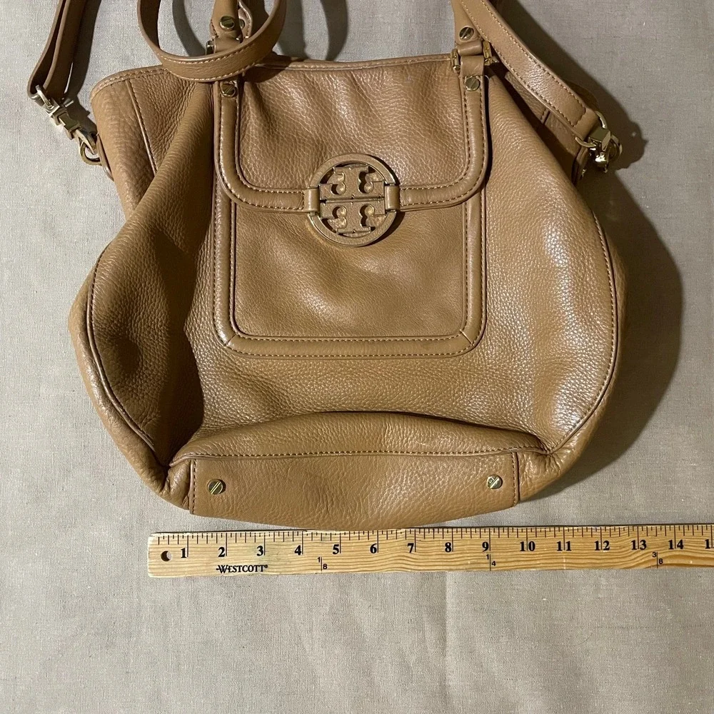Tory Burch features *style